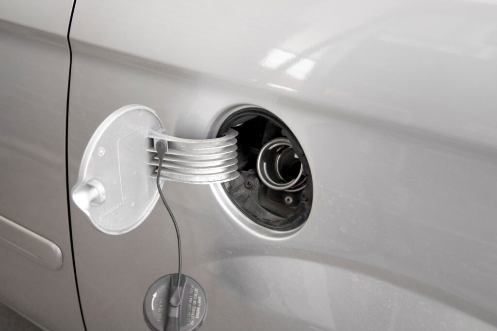 Vergessen Sie nicht den Tankdeckel: Wie man Korrosion und Schäden vermeidet