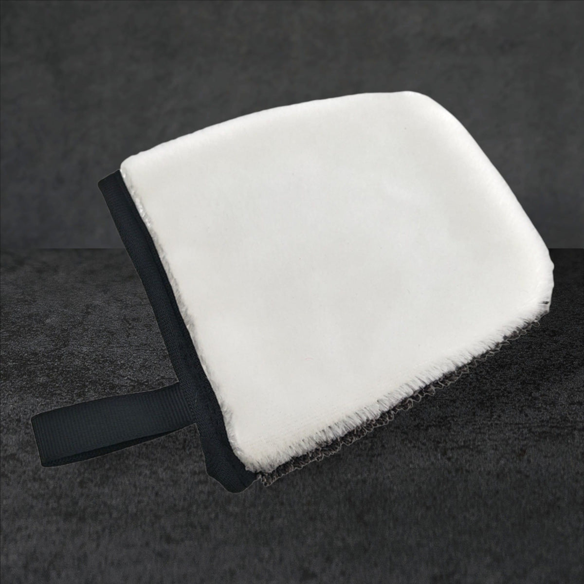 Carpolish ScrubMitt