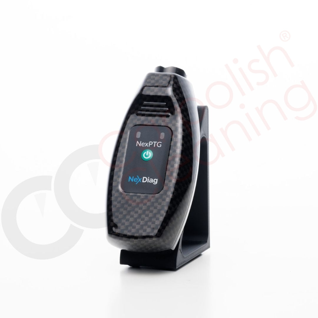 NexDiag NexPTG PRO Carbon Lackschichtdickenmessgerät um den Lack zu messen