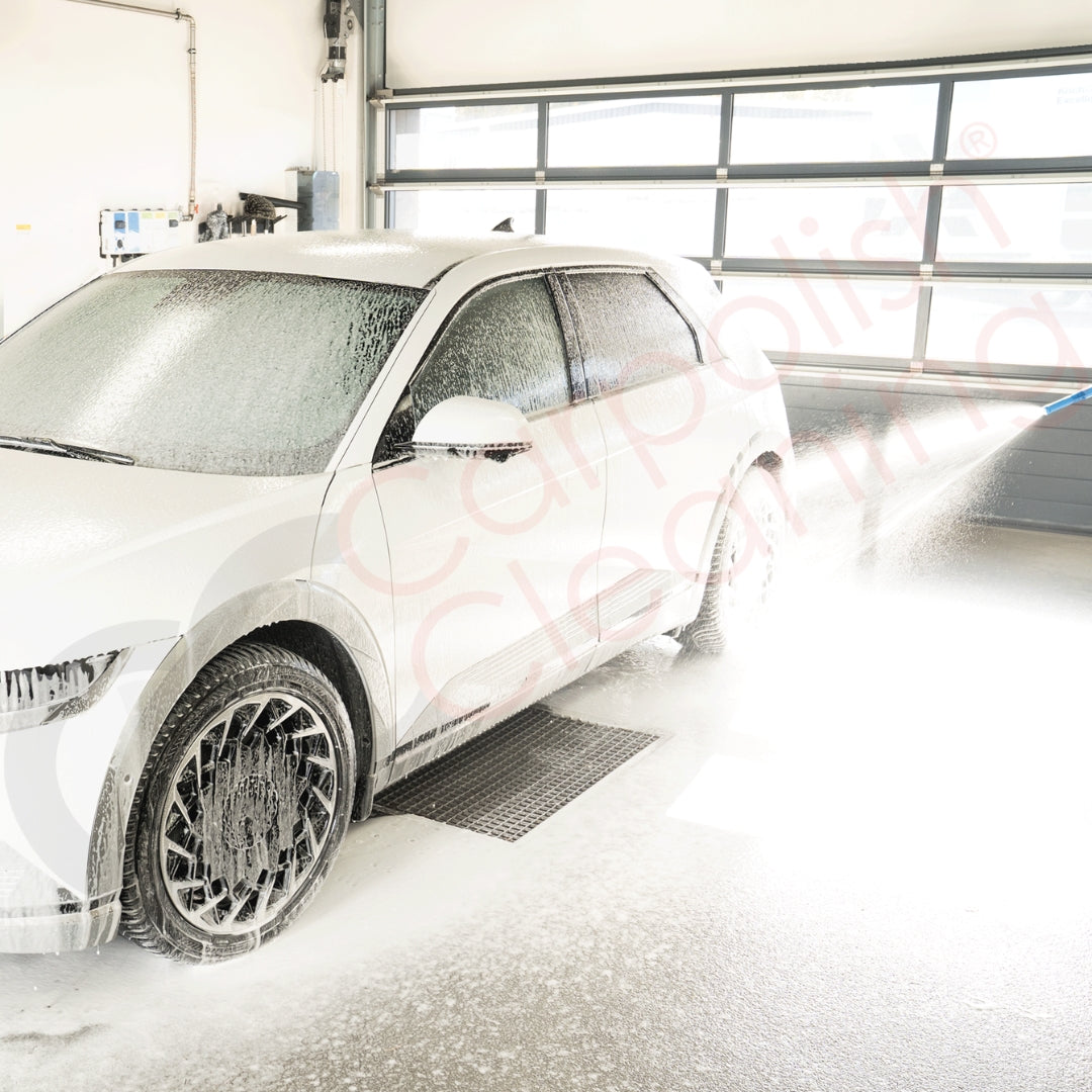 THE FINISHER TropicSnow – pH-neutrales Snow Foam für Fahrzeuge, fruchtig-tropischer Duft, schützt Versiegelungen und sorgt für schonende, effektive Reinigung.